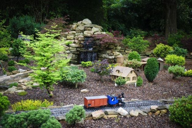 Huntsville Botanical Garden - Summer vacation Ideas for Atlanta Families